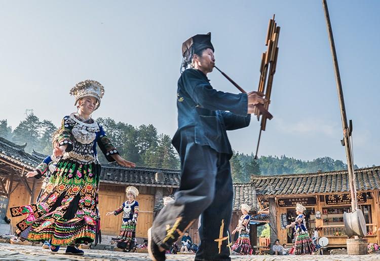 張家界風(fēng)景正好，而您剛好有空